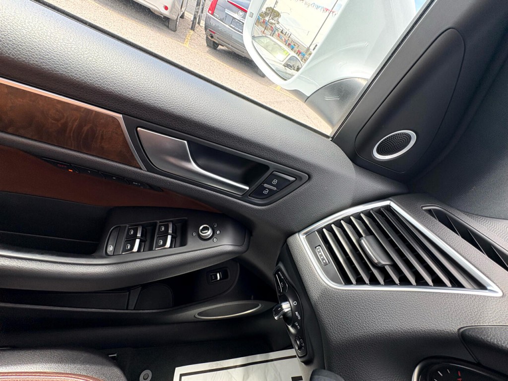 2013 Audi Q5 Image 21