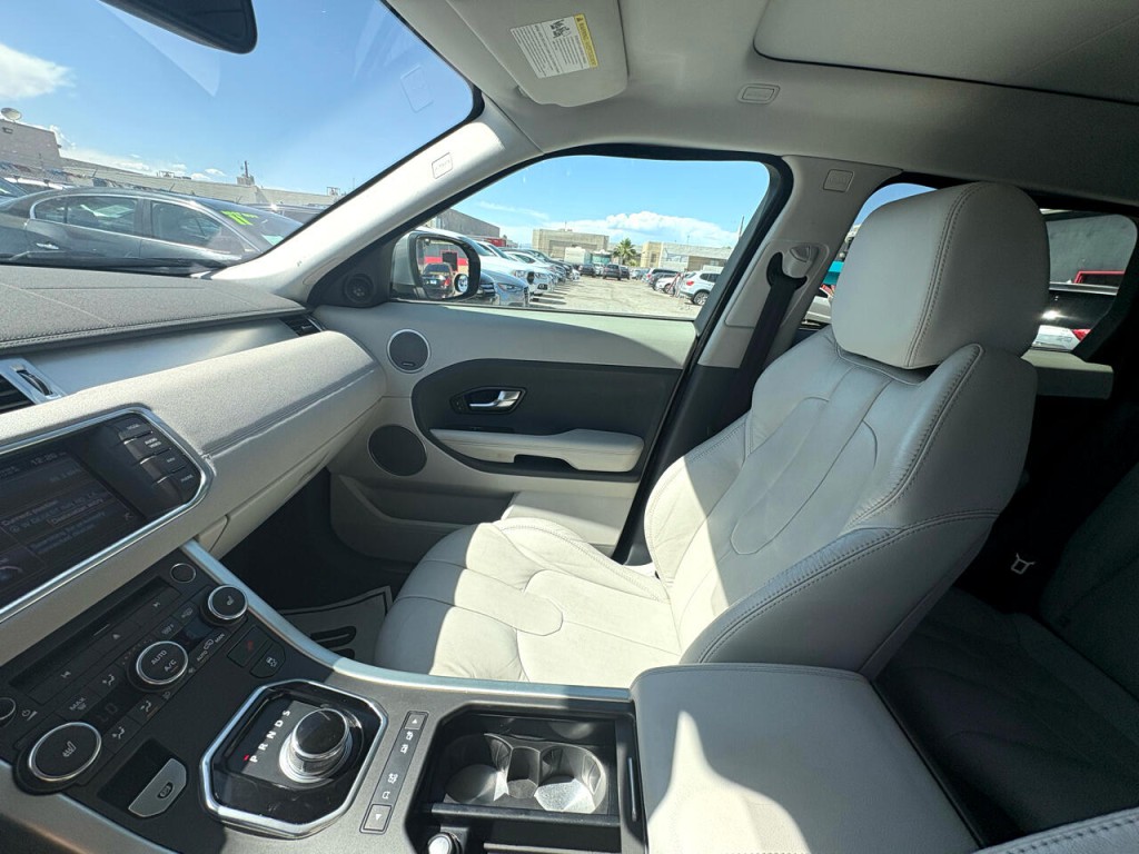 2013 Land Rover Range Rover Evoque Image 13