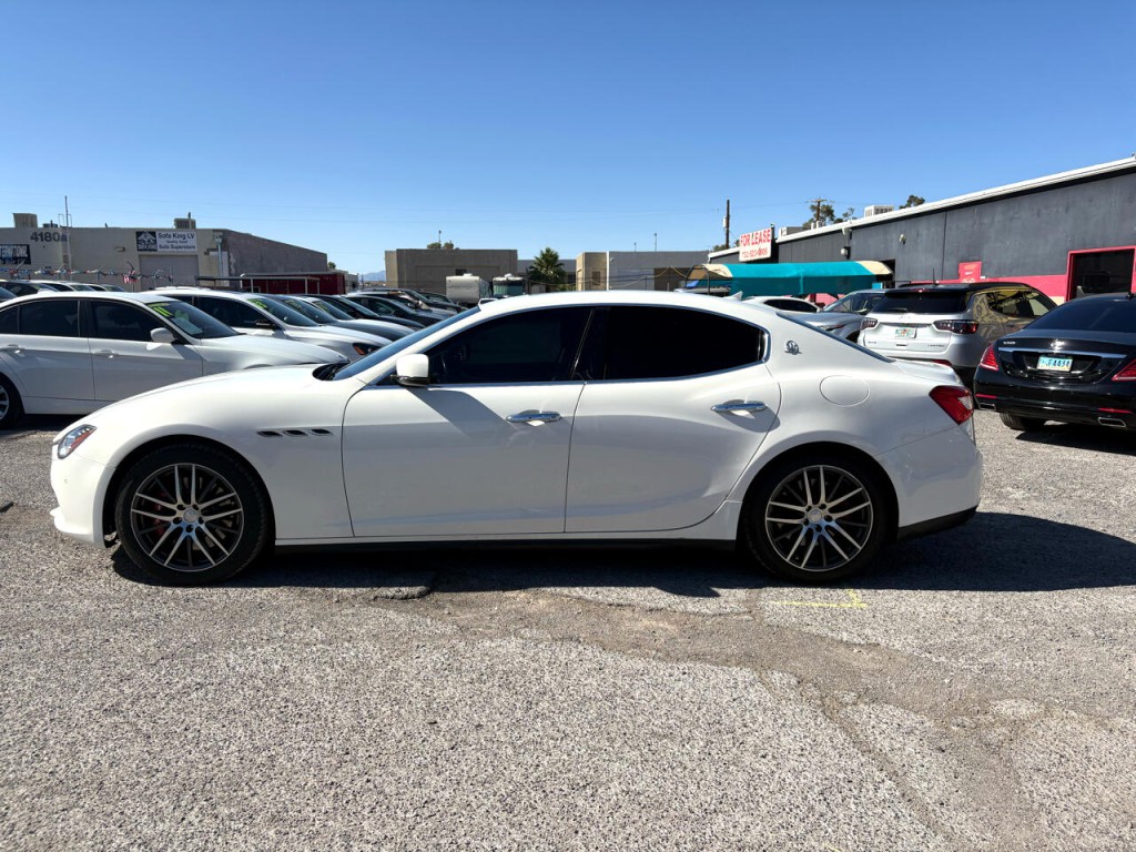 2014 Maserati Ghibli Image 3