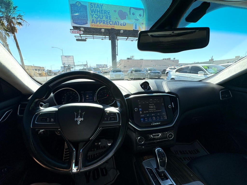 2014 Maserati Ghibli Image 12