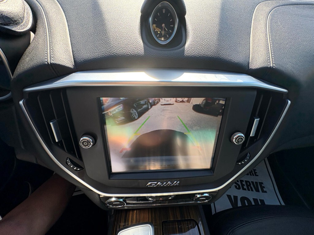 2014 Maserati Ghibli Image 13