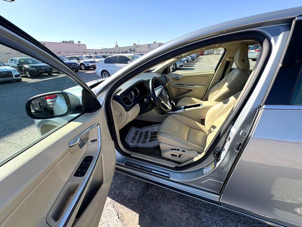 2013 Volvo S60 Image 10