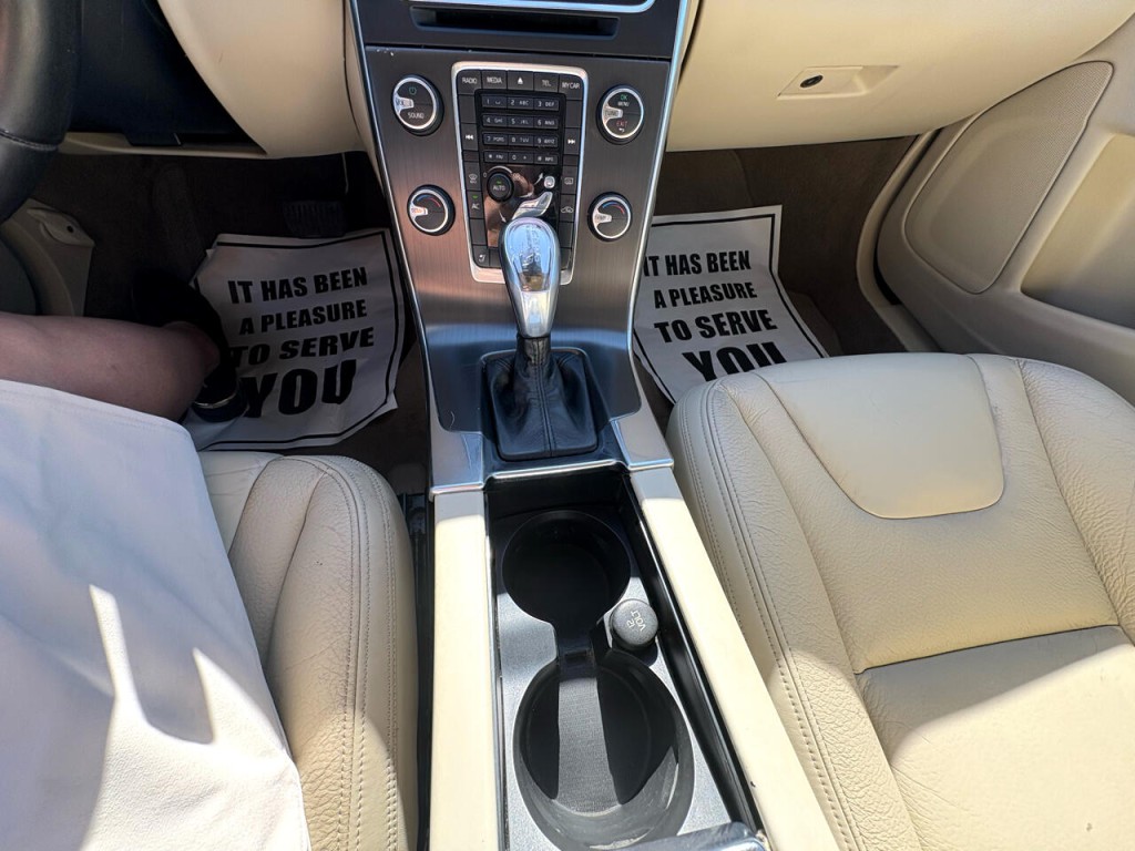 2013 Volvo S60 Image 16