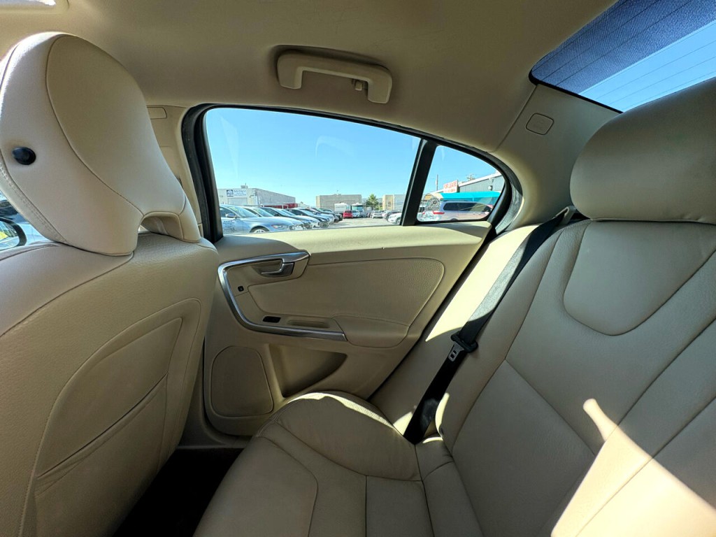 2013 Volvo S60 Image 24