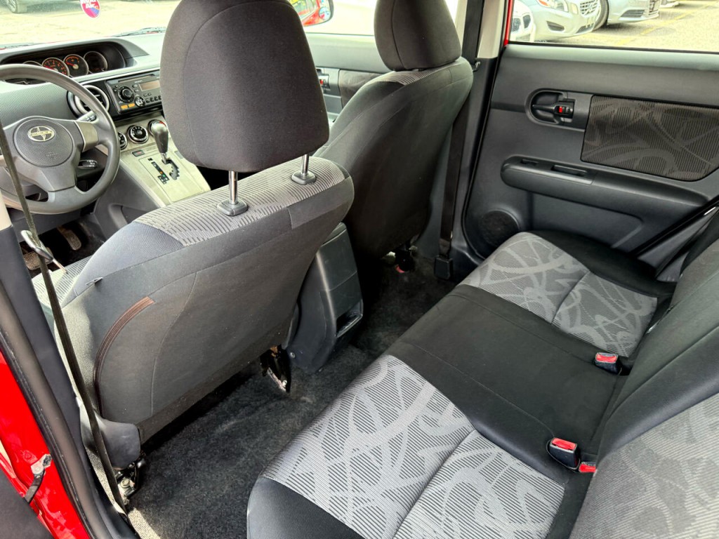 2013 Scion xB Image 14