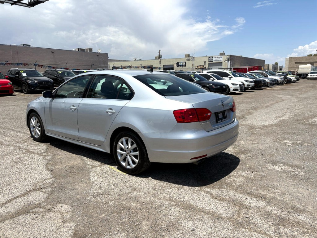 2014 Volkswagen Jetta Image 4