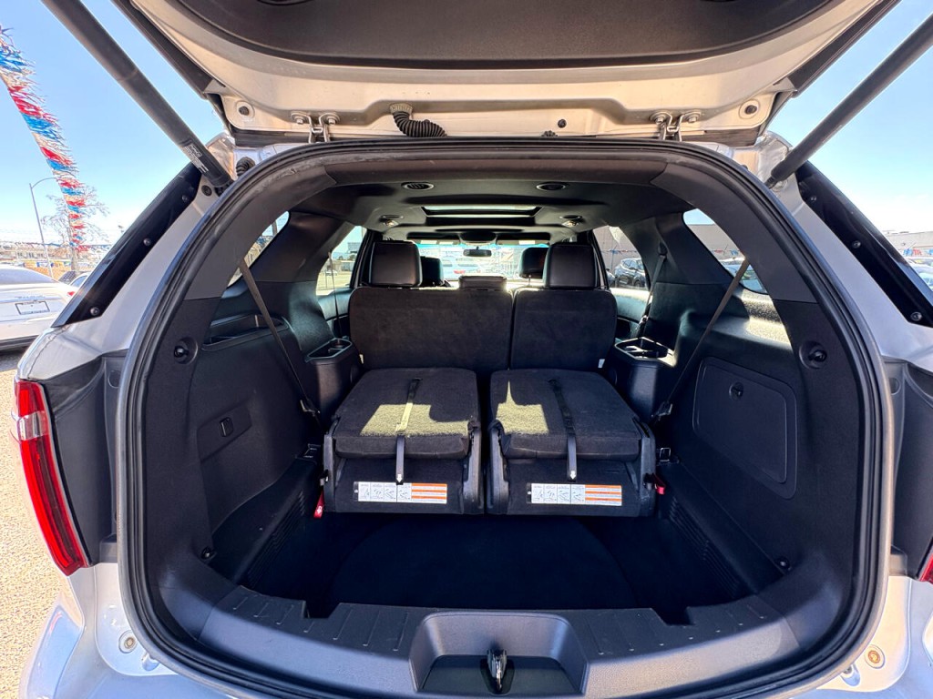 2011 Ford Explorer Image 34
