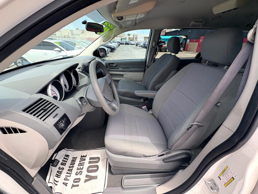 2009 Dodge Grand Caravan Image 10