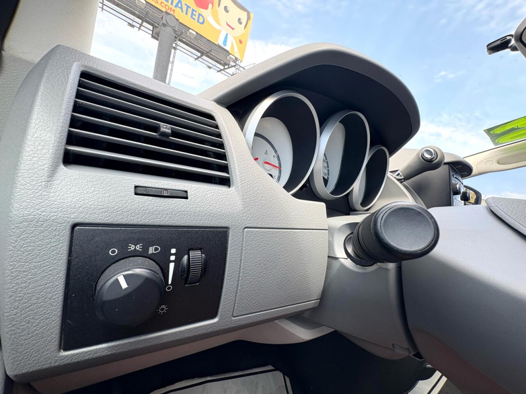 2009 Dodge Grand Caravan Image 16