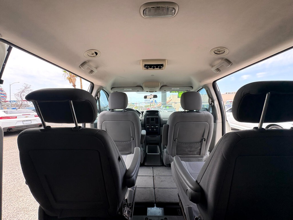 2009 Dodge Grand Caravan Image 27