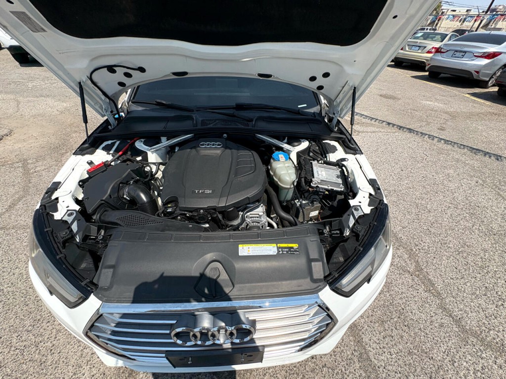 2018 Audi A4 Image 34