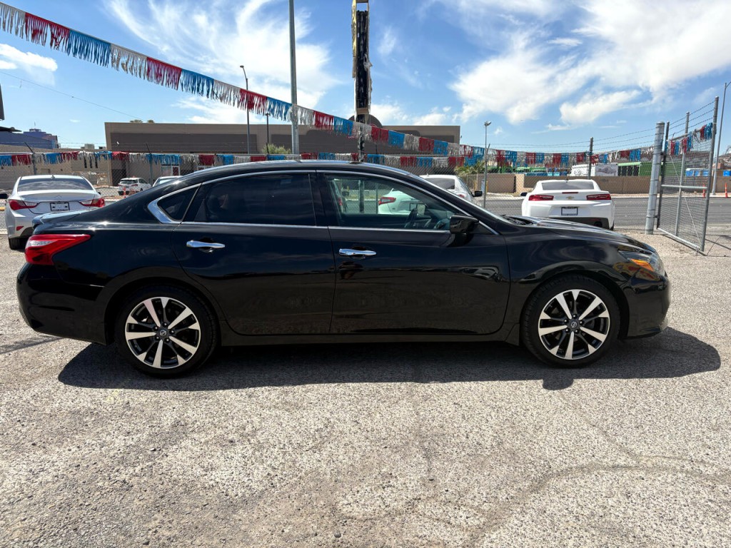 2016 Nissan Altima Image 7