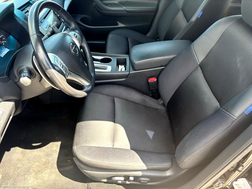 2016 Nissan Altima Image 11