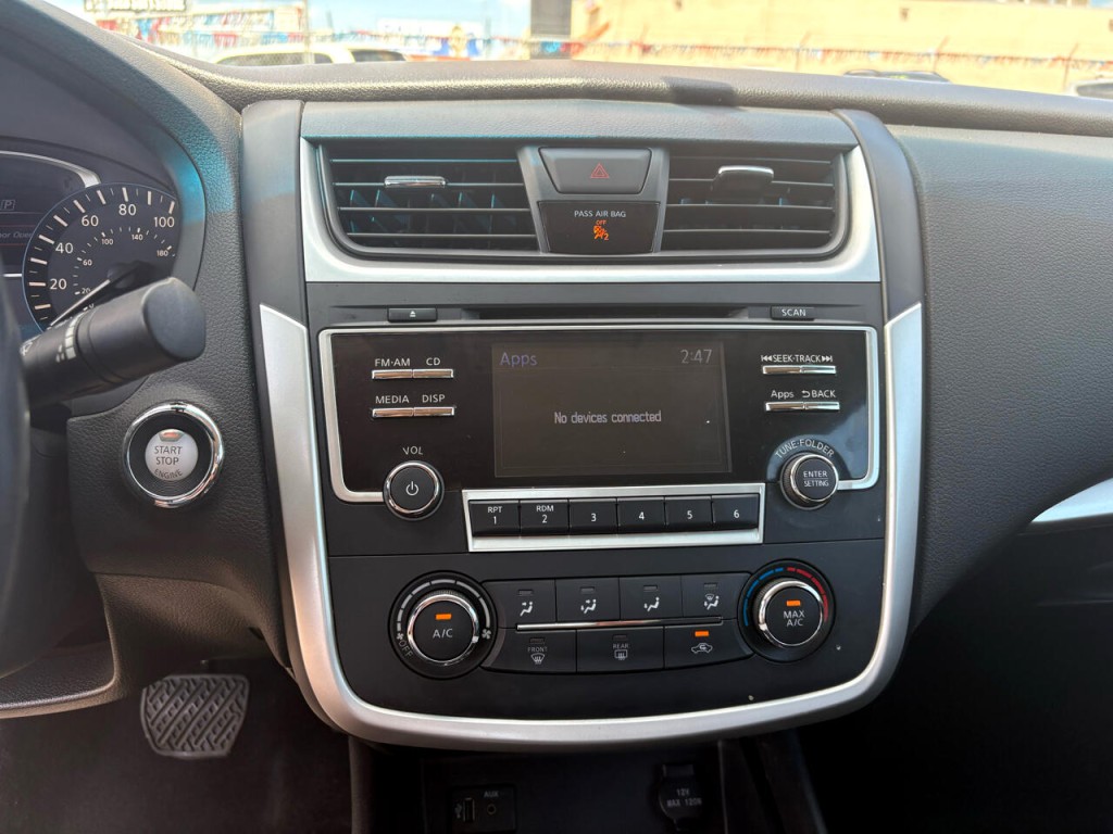 2016 Nissan Altima Image 15