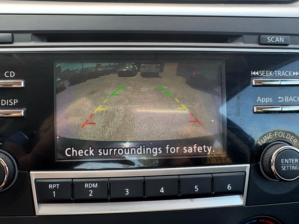 2016 Nissan Altima Image 36
