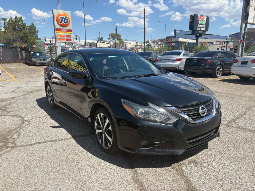 2016 Nissan Altima Image 10