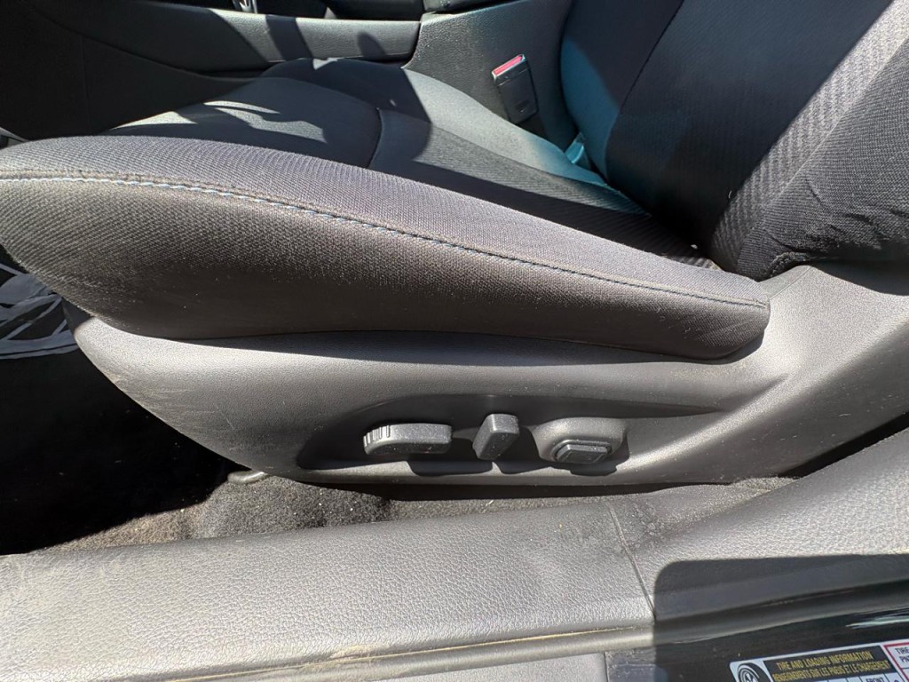 2016 Nissan Altima Image 13