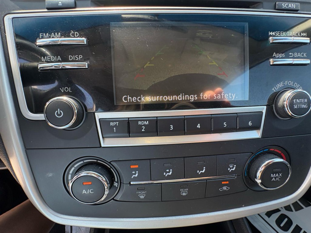 2016 Nissan Altima Image 20