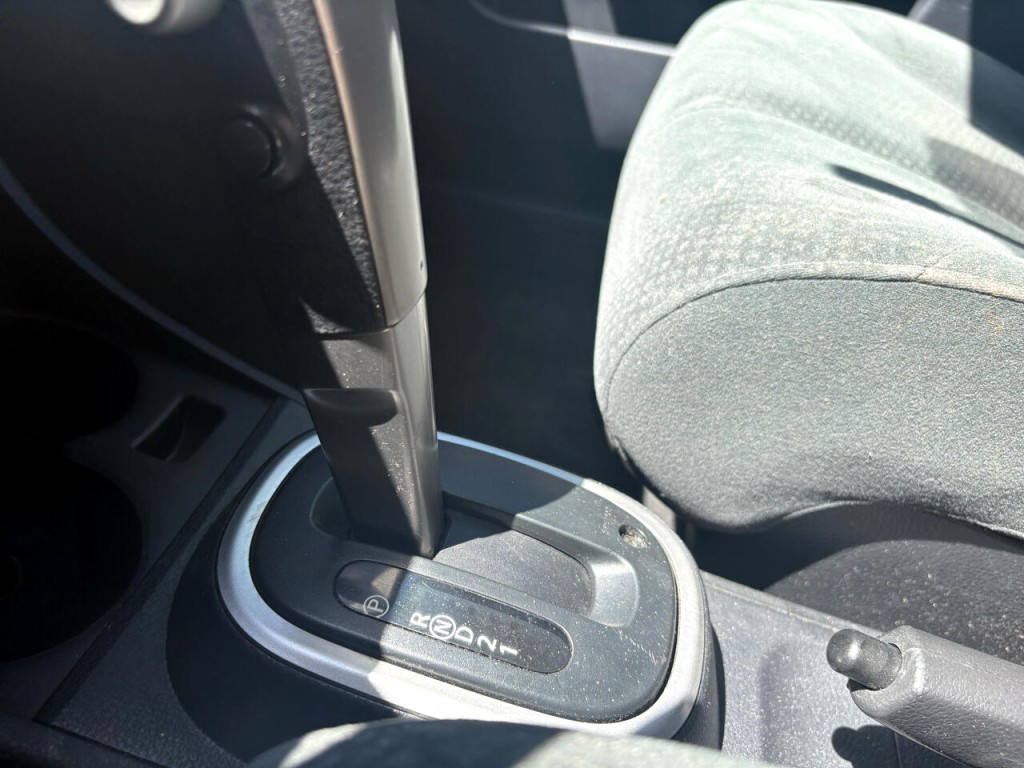 2012 Nissan Versa Image 31