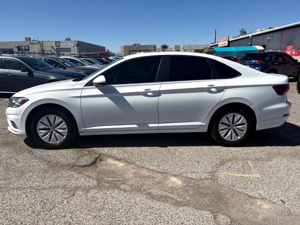 2019 Volkswagen Jetta Image 3