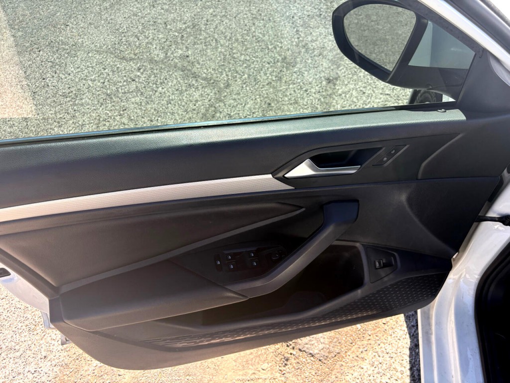 2019 Volkswagen Jetta Image 10