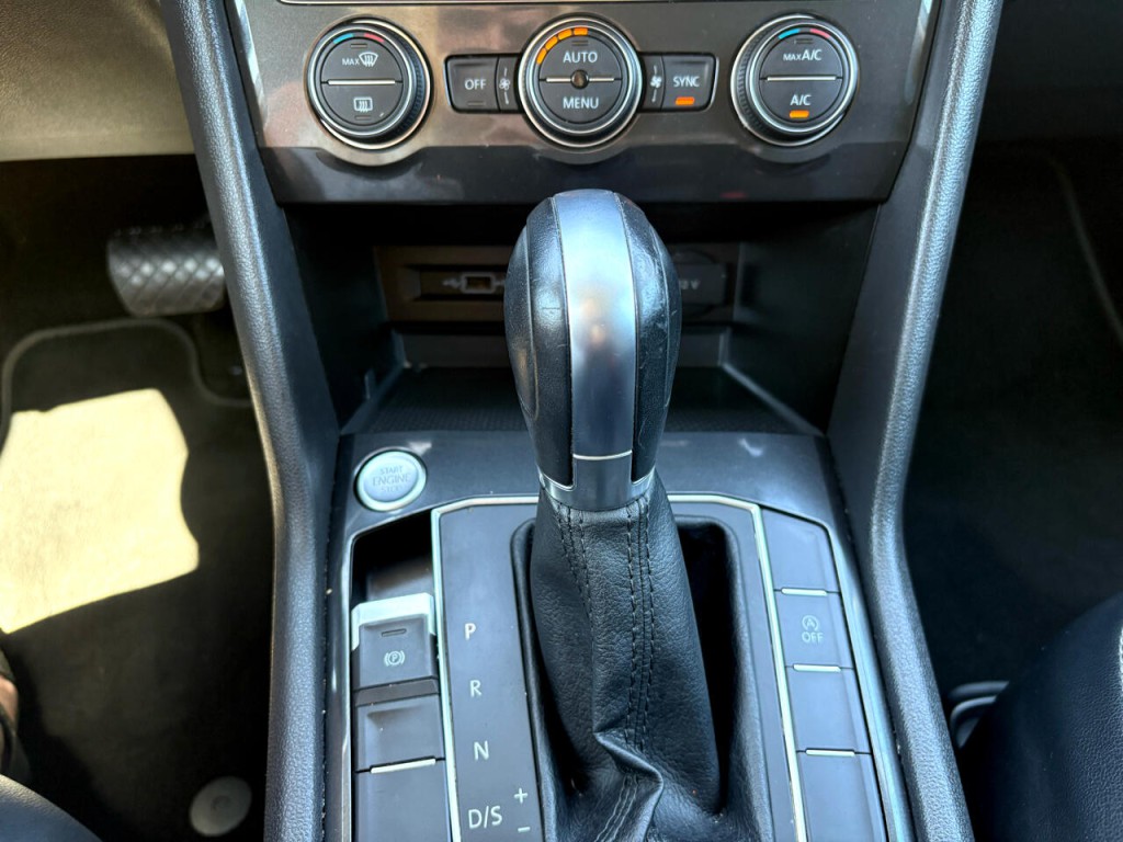 2018 Volkswagen Tiguan Image 15