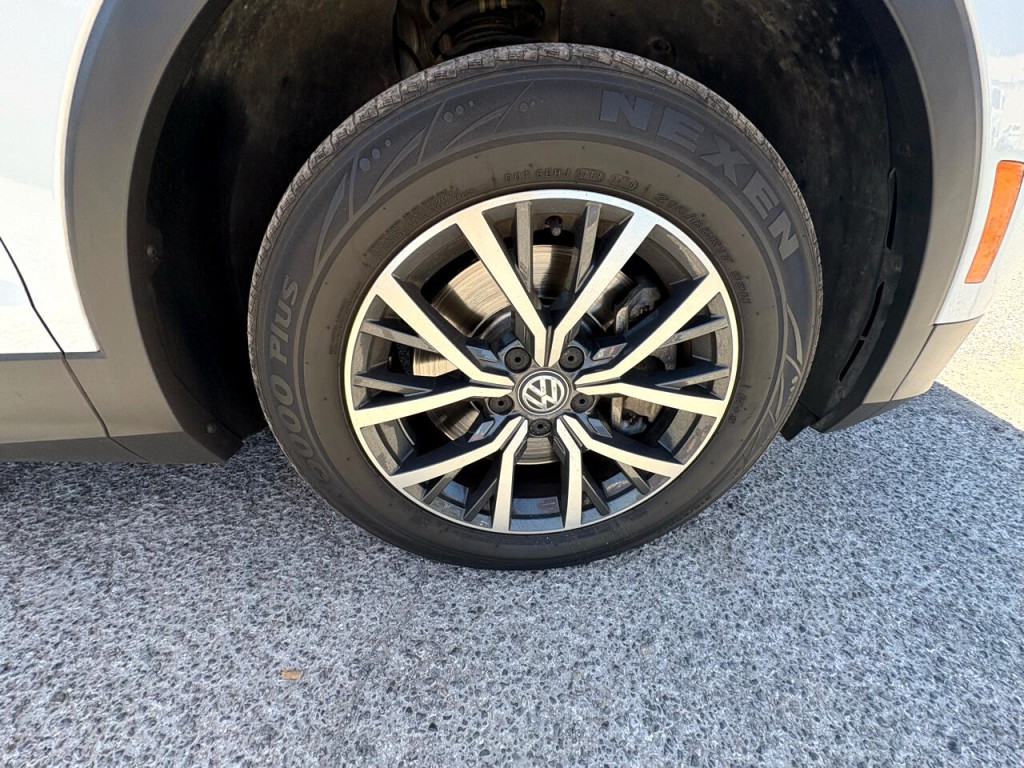 2018 Volkswagen Tiguan Image 28