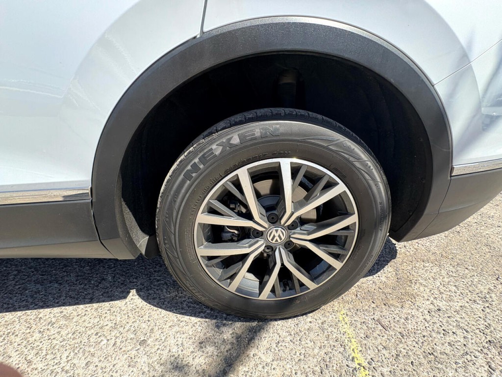 2018 Volkswagen Tiguan Image 30