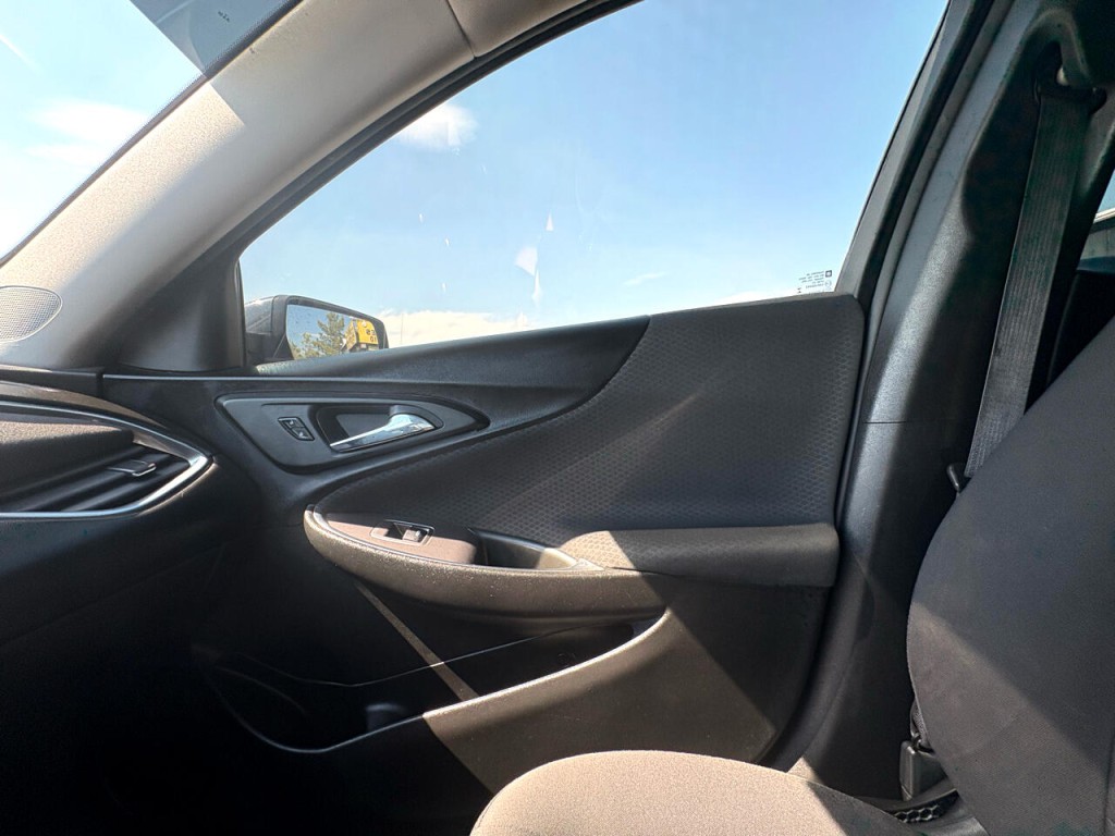 2020 Chevrolet Malibu Image 18