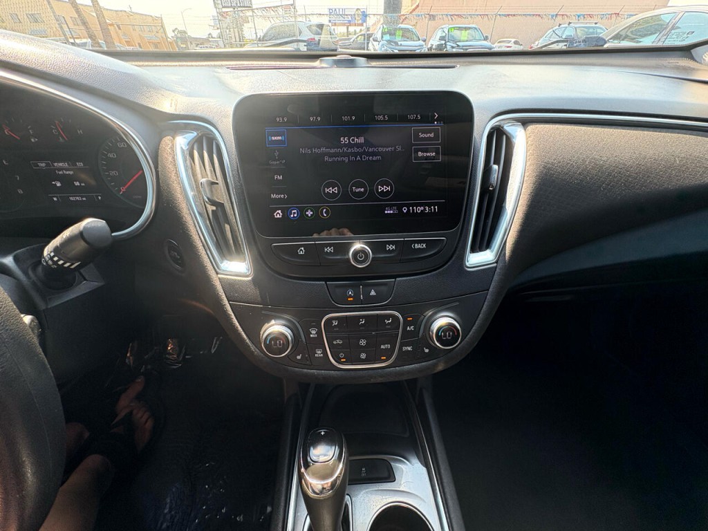 2020 Chevrolet Malibu Image 20