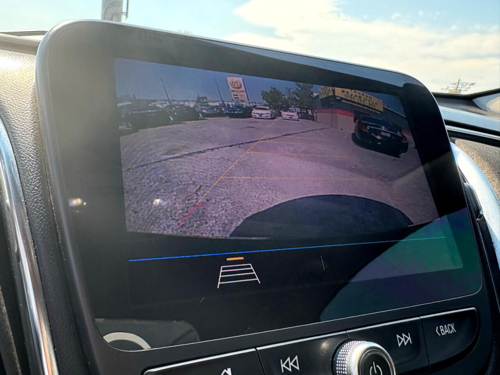 2020 Chevrolet Malibu Image 22