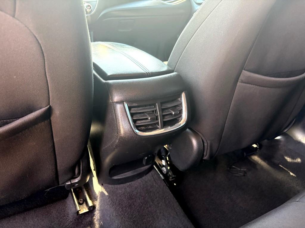 2020 Chevrolet Malibu Image 25