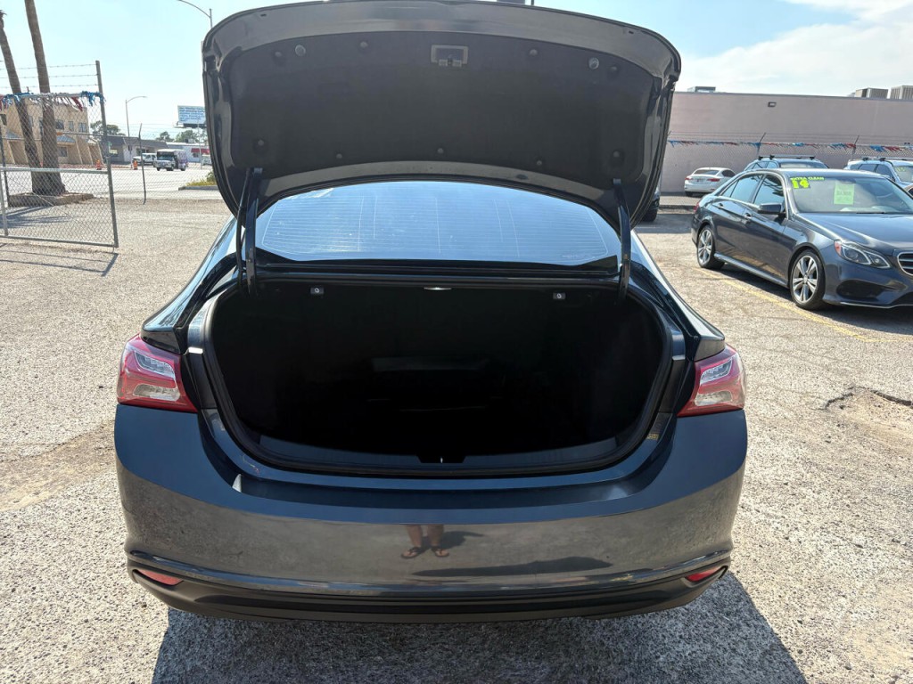 2020 Chevrolet Malibu Image 28