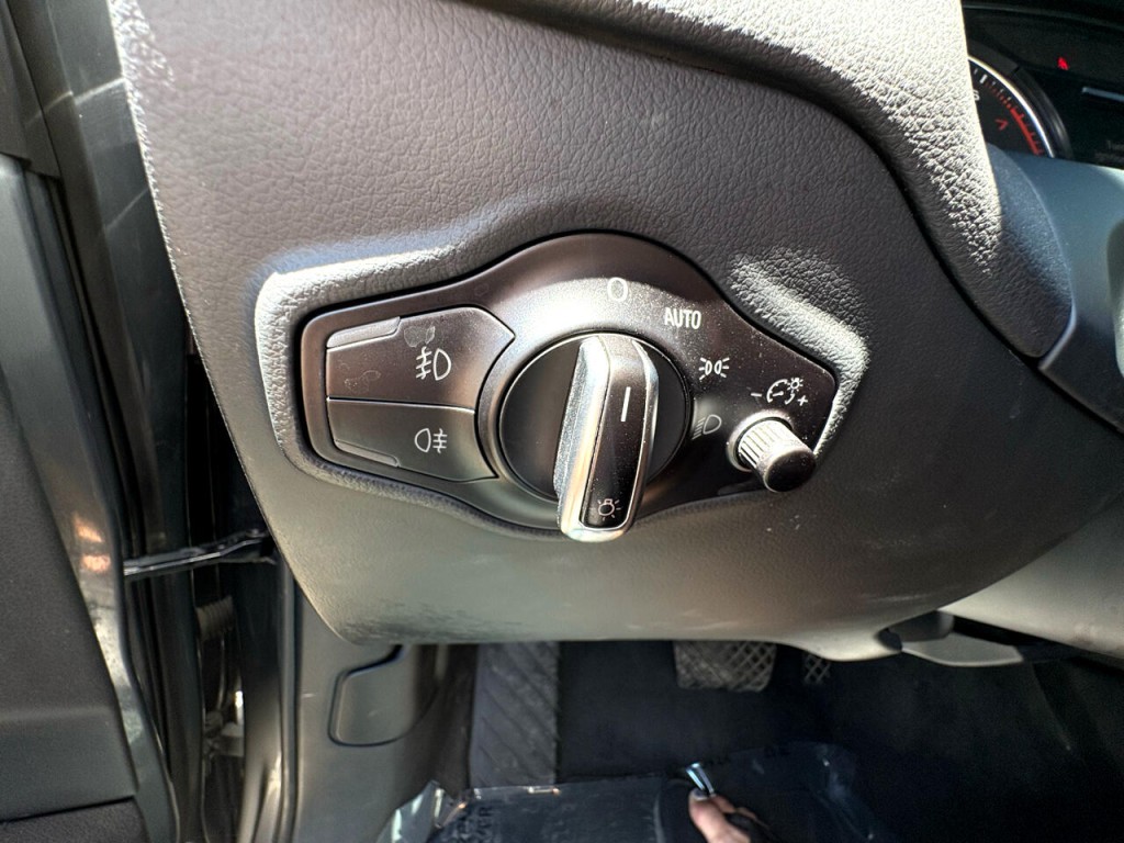 2016 Audi Q5 Image 21