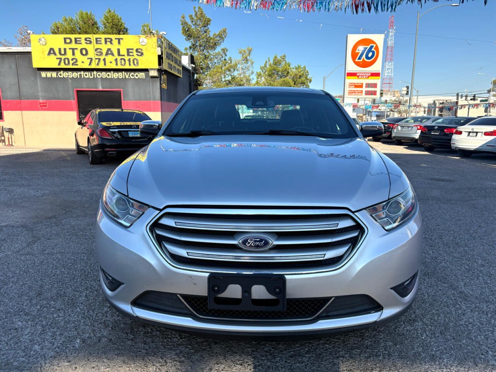 2017 Ford Taurus Image 9