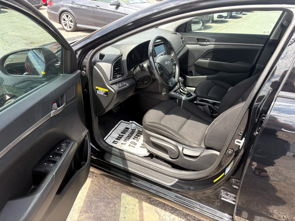 2018 Hyundai Elantra Image 10