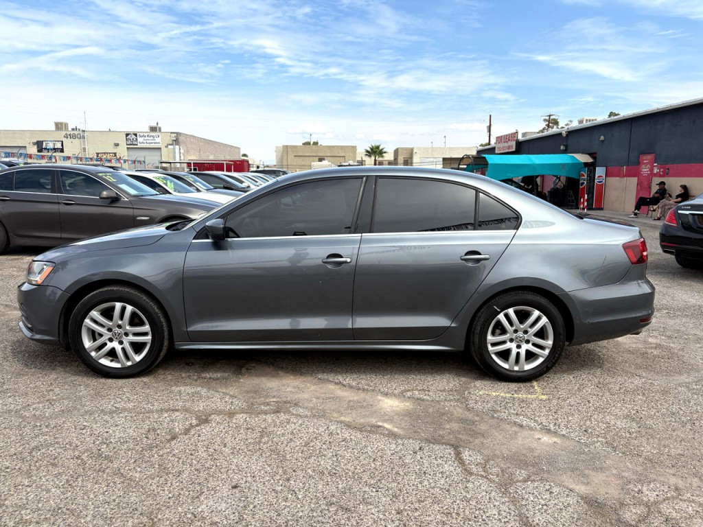 2017 Volkswagen Jetta Image 3
