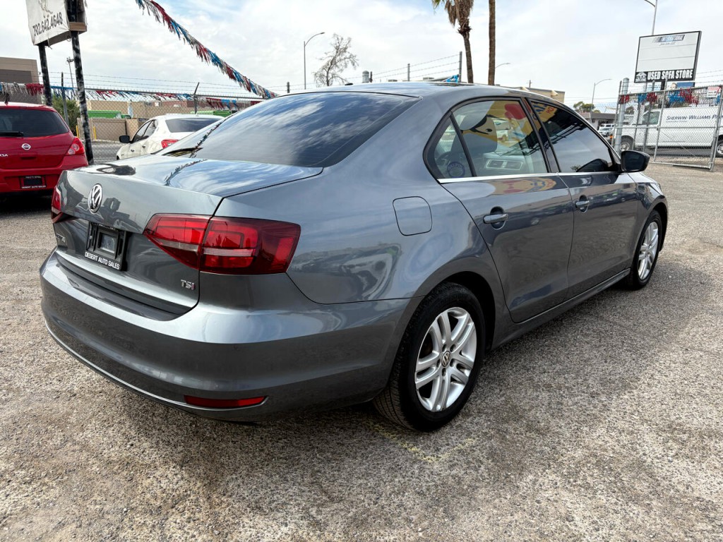 2017 Volkswagen Jetta Image 6