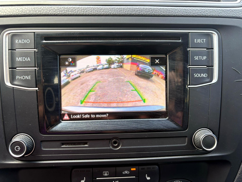 2017 Volkswagen Jetta Image 15
