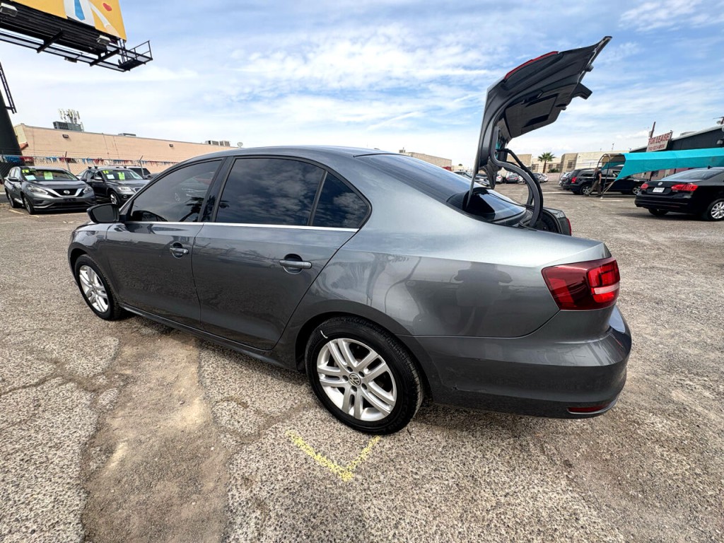 2017 Volkswagen Jetta Image 21