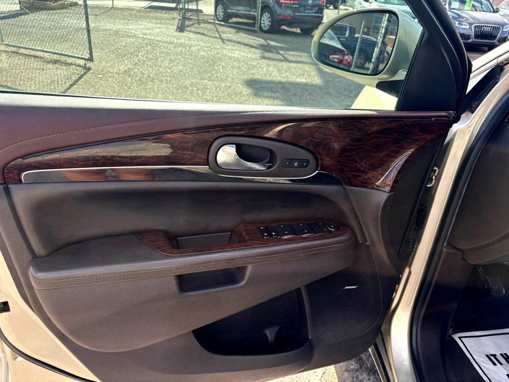 2014 Buick Enclave Image 11