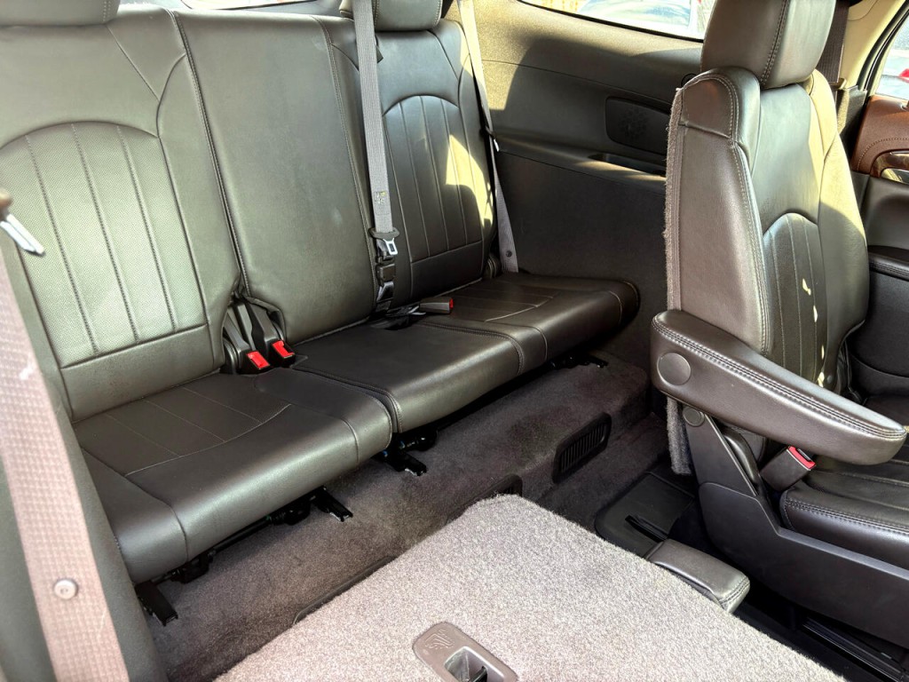 2014 Buick Enclave Image 25