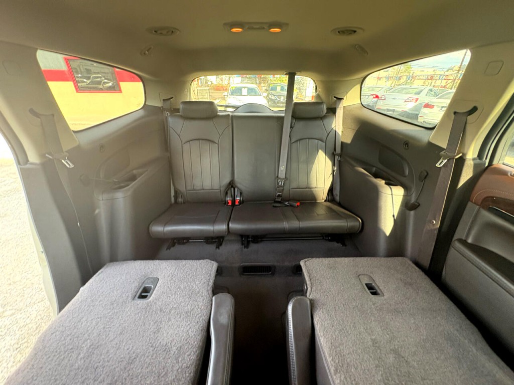2014 Buick Enclave Image 32