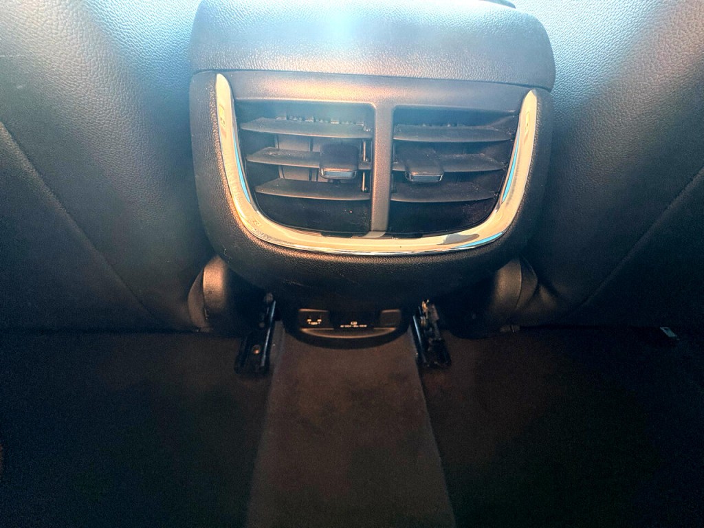 2018 Chevrolet Malibu Image 19