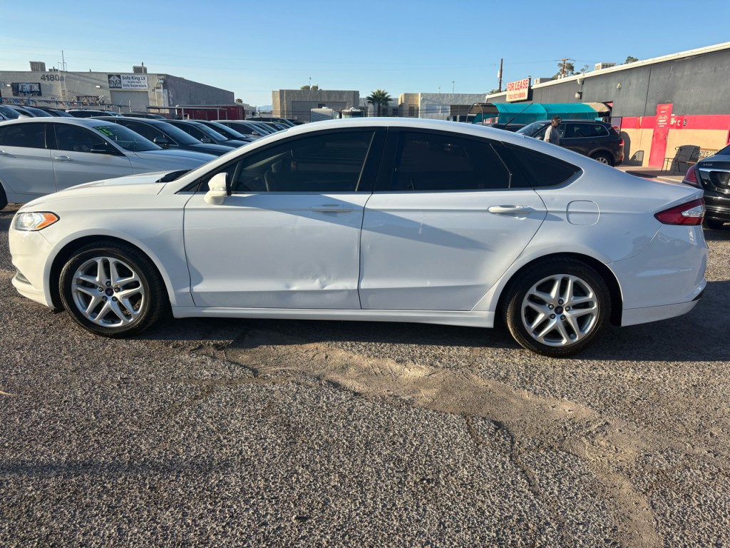 2016 Ford Fusion Image 3
