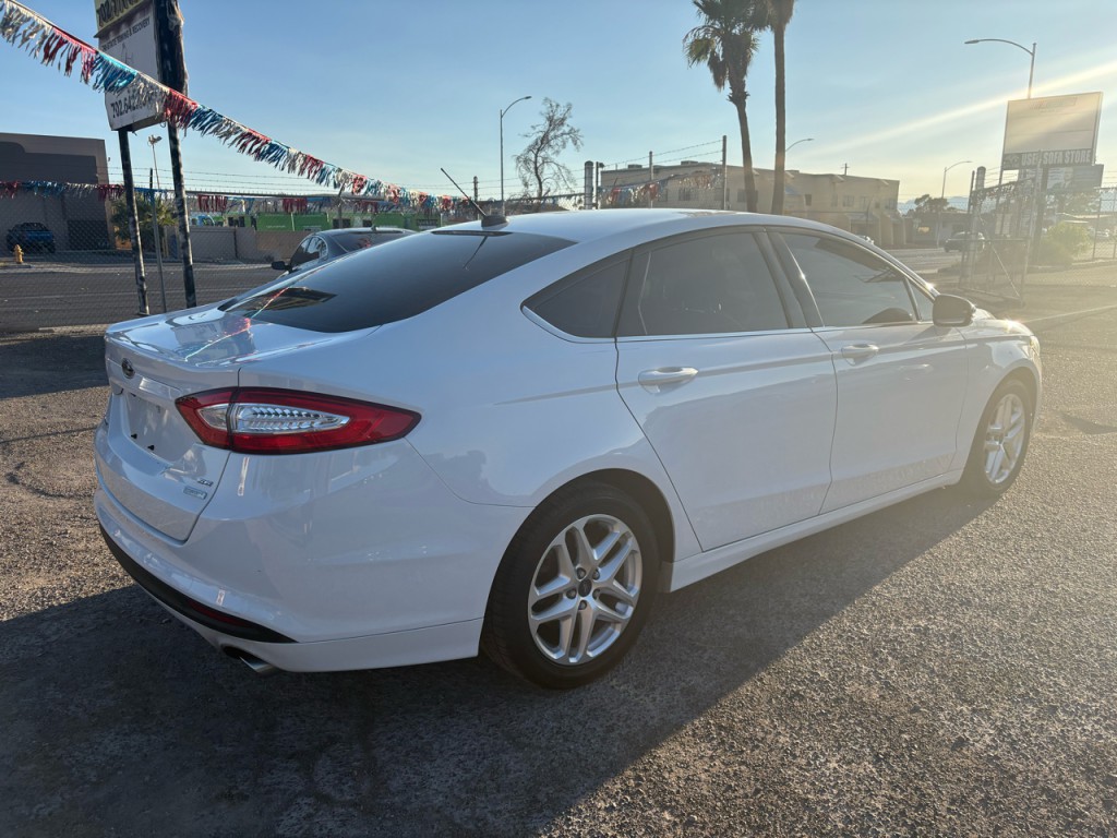 2016 Ford Fusion Image 6