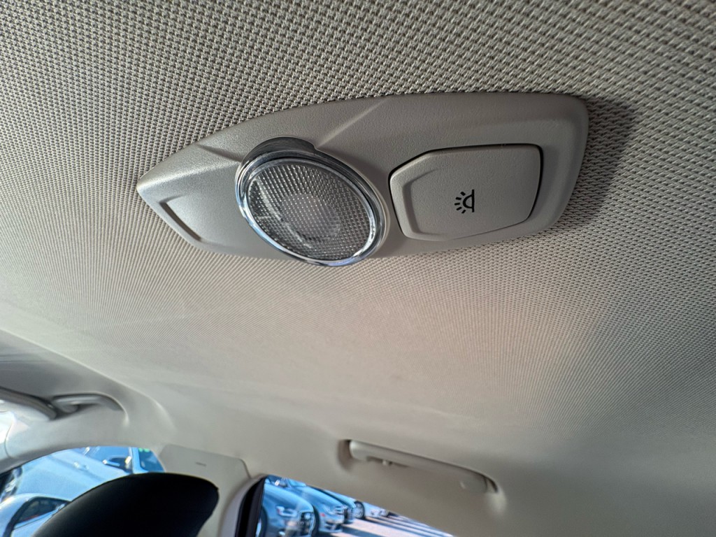 2016 Ford Fusion Image 30