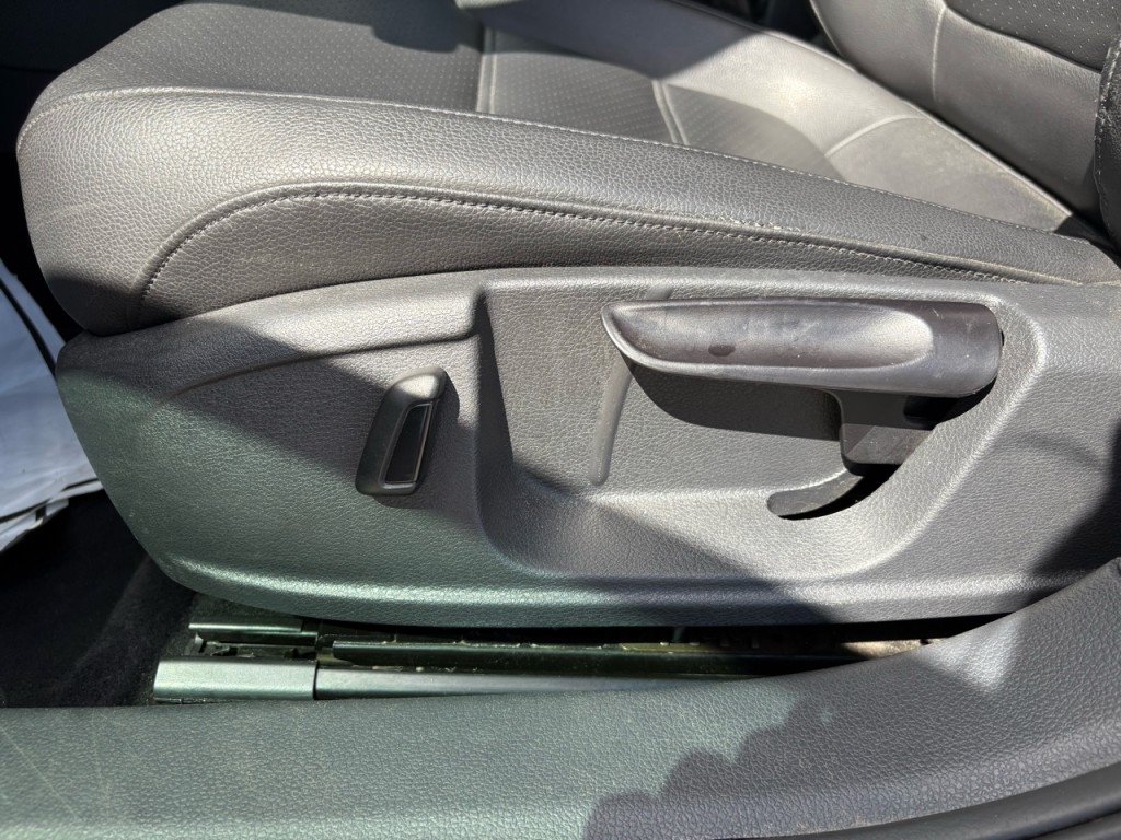 2014 Volkswagen Jetta Image 12