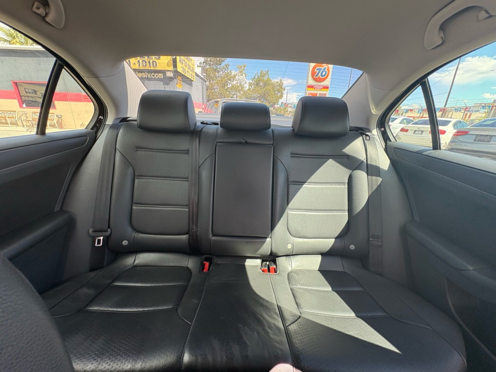 2014 Volkswagen Jetta Image 20