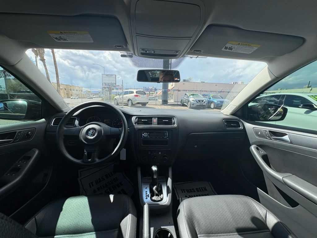 2014 Volkswagen Jetta Image 25